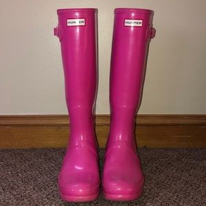 Tall hunter boots